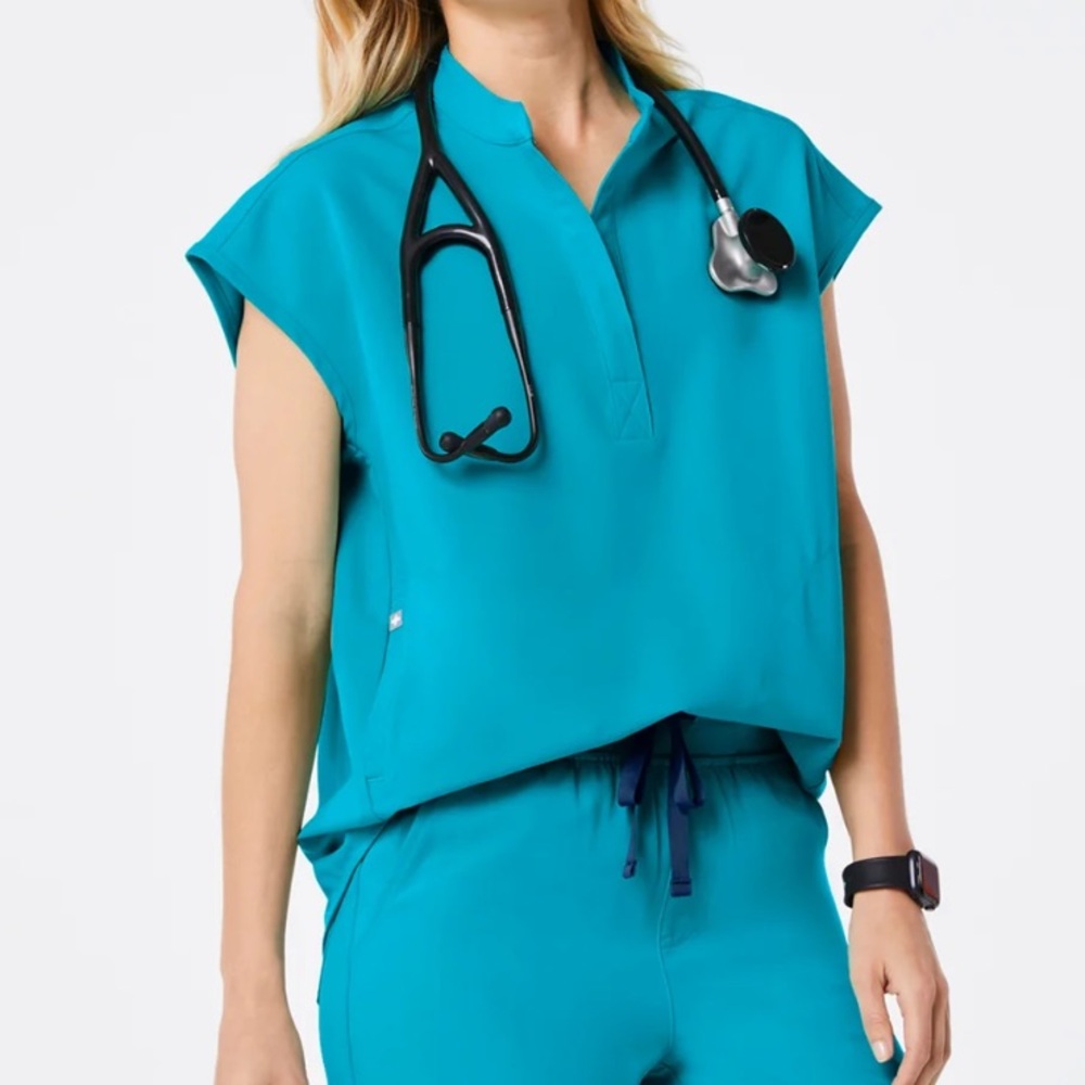 Figs Women's Teal Top